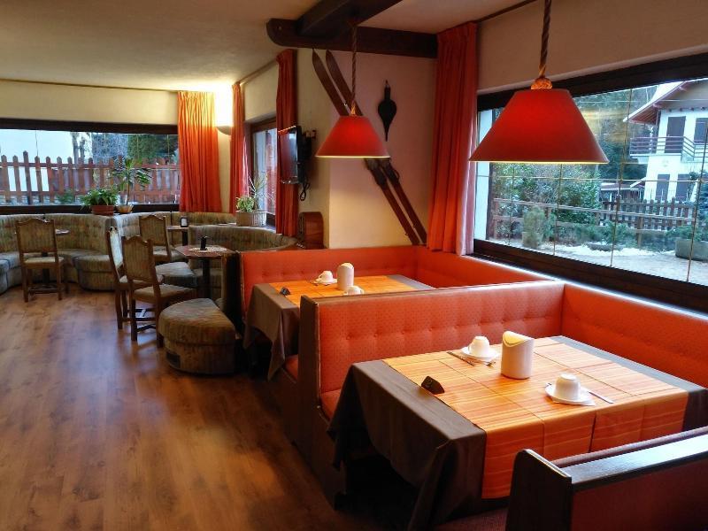 Hotel I Larici Bardonecchia Exterior photo