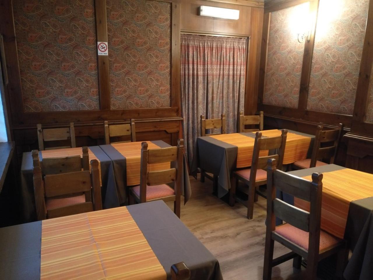 Hotel I Larici Bardonecchia Exterior photo